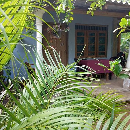 Sigiri Hunter Homestay & Hostel & Guide Room Sigiriya Exterior photo